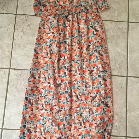 HOST PICK ❤ Summer time floral maxi dress - Picture 4 of 6